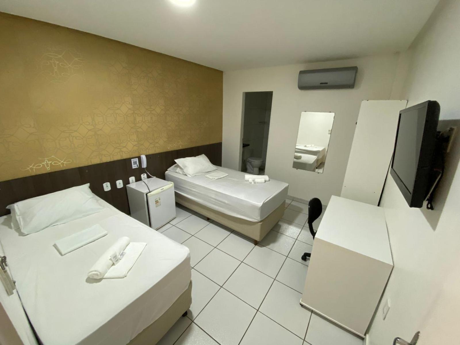Falcao Hotel อาราปิรากา ภายนอก รูปภาพ