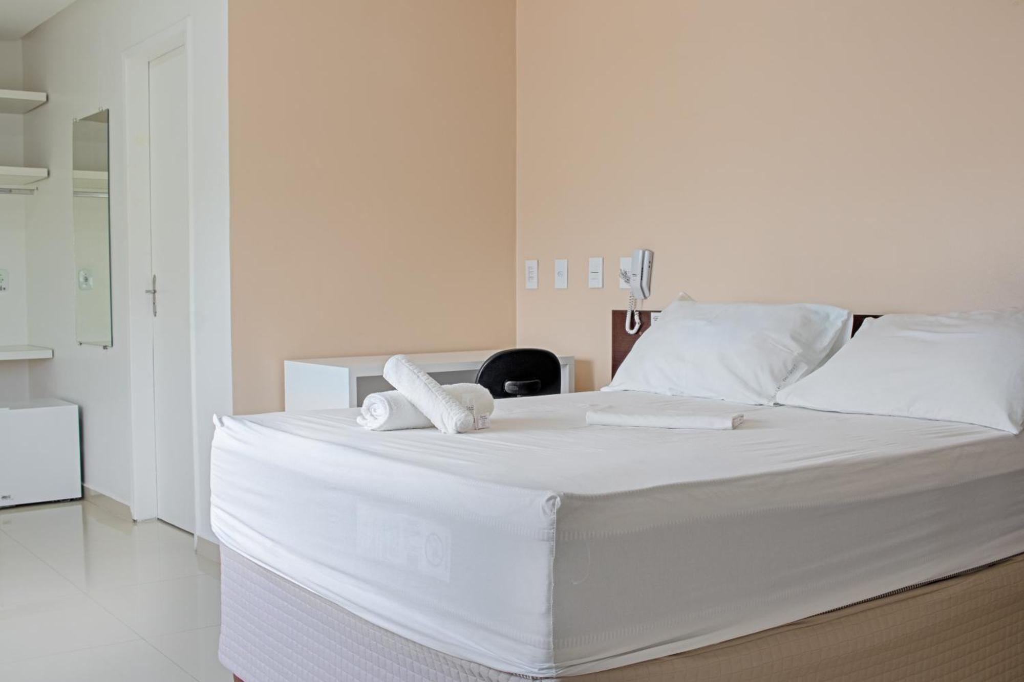 Falcao Hotel อาราปิรากา ภายนอก รูปภาพ